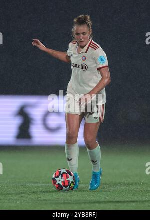 Biella, Italien. Oktober 2024. Georgia Stanway von Bayern München während des UEFA Women's Champions League Spiels im Stadio Comunale Vittorio Pozzo Lamarmora, Biella. Der Bildnachweis sollte lauten: Jonathan Moscrop/Sportimage Credit: Sportimage Ltd/Alamy Live News Stockfoto