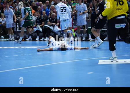 Wetzlar, Deutschland. Oktober 2024. Wetzlar, 17. Oktober 2024: Jacob Lassen ( 9 Hamburg ) während des Liqui Moly Handball-Bundesliga-Spiels zwischen HSG Wetzlar und HSV Handball in der Buderus-Arena in Wetzlar. (Julia Kneissl/SPP) Credit: SPP Sport Press Photo. /Alamy Live News Stockfoto