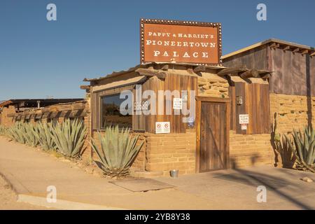 1946 bauten die Filmemacher an der Stelle, an der Pappy & Harriet's heute steht, ein Cantina-Set, das in westlichen Filmen wie The Cisco Kid verwendet wurde. Stockfoto