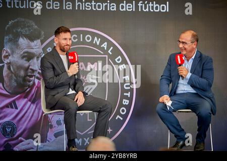Fort Lauderdale, FL, USA. Oktober 2024. Leo Messi MARCA America Award im CHASE Stadium in Florida, USA. Quelle: Yaroslav Sabitov/YES Market Media/Alamy Live News. Stockfoto
