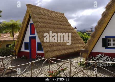 Typische Häuser in Santana auf Madeira Stockfoto