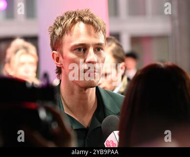 LONDON, GROSSBRITANNIEN. Oktober 2024. Drew Starkey nimmt an der „Queer“ Special Presentation Teil – 68. BFI London Film Festival in London, Großbritannien. (Foto von 李世惠/siehe Li/Picture Capital) Credit: Siehe Li/Picture Capital/Alamy Live News Stockfoto