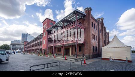 Das historische Einkaufs- und Kulturzentrum Yokohama Red Brick Warehouse, Yokohama Waterfront, Japan am 24. September 2024 Stockfoto