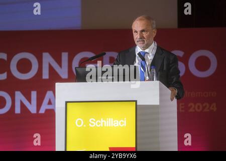 Neapel, Italien. Oktober 2024. Der Gesundheitsminister der Regierung Meloni, Orazio Schillaci, auf dem SIFO-Kongress 2024 - XLV Ausgabe 17. Oktober 2024. Quelle: Live Media Publishing Group/Alamy Live News Stockfoto