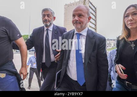 Neapel, Italien. Oktober 2024. Der Gesundheitsminister der Regierung Meloni, Orazio Schillaci, auf dem SIFO-Kongress 2024 - XLV Ausgabe 17. Oktober 2024. Quelle: Live Media Publishing Group/Alamy Live News Stockfoto