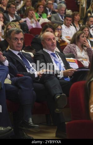 Neapel, Italien. Oktober 2024. Der Gesundheitsminister der Regierung Meloni, Orazio Schillaci, auf dem SIFO-Kongress 2024 - XLV Ausgabe 17. Oktober 2024. Quelle: Live Media Publishing Group/Alamy Live News Stockfoto