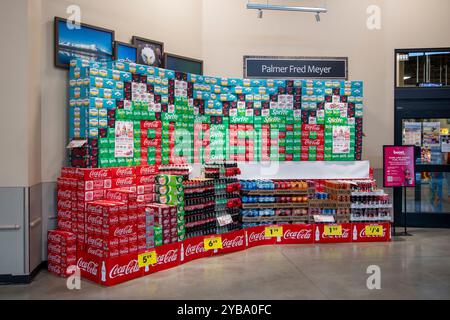 Palmer, Alaska. Coca-Cola-Ausstellung in einem Fred Meyer Lebensmittelgeschäft. Stockfoto