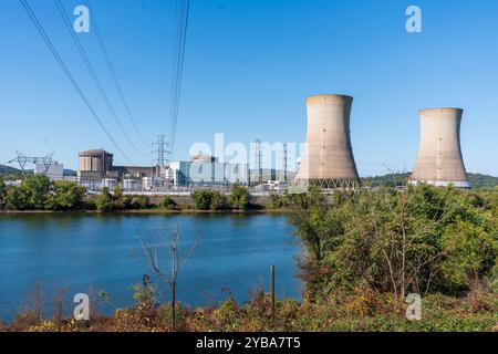 Middletown, PA/USA – 11. Oktober 2024: Three Mile Island, der Ort des Atomkraftunfalls von 1979 und derzeit stillgelegt, wird vorgeschlagen, die Insel wieder zu eröffnen Stockfoto