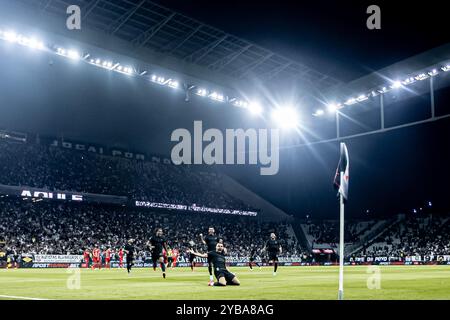 São Paulo, Brasilien - 17. Oktober: Matheuzinho von Corinthians feiert sein Tor (2:0) während der Campeonato Brasileiro Serie A 2024/25 League Match zwischen Corinthians und Athletico Paranaense in der Arena Corinthians am 17. Oktober 2024 in São Paulo, Brasilien (Foto: Sports Press Photo/Sports Press Photo/C - EINE STUNDE DEADLINE - NUR AKTIVIEREN, WENN BILDER WENIGER ALS EINE STUNDE ALT - Alamy) Credit: SPP Sport Press Photo). /Alamy Live News Stockfoto