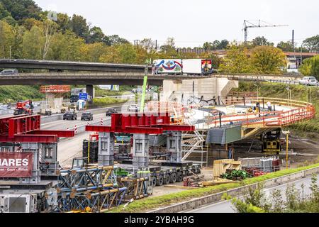 Autobahndreieck Duisburg-Kaiserberg, A40 mit A3, mehrjährige Großbaustelle, kompletter Neubau von Brücken, Rampen, Zufahrt Stockfoto