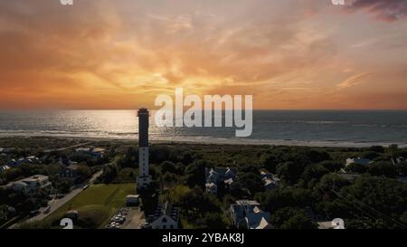 Aus der Vogelperspektive des Charleston Light Lighthouse auf Sullivans Island, South Carolina Stockfoto