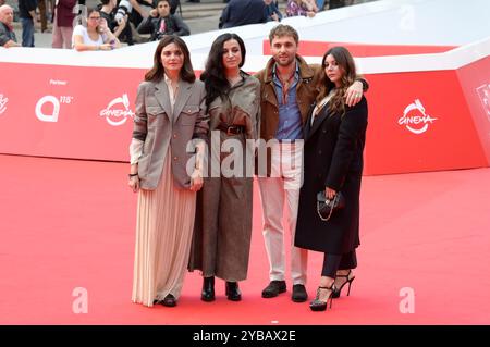 ELISA Fuksas, Elisa Casseri,Flavio Furno und Lavinia Fuksas bei der Premiere des Kinofilms 'Marko Polo' auf dem 19. Internationales Filmfestival von Rom / Festa del Cinema di Roma 2024 im Auditorium Parco della Musica. Rom, 17.10.2024 Stockfoto