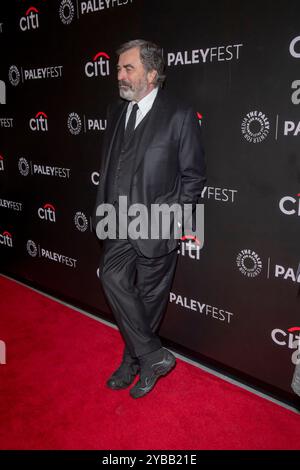 New York, Usa. Oktober 2024. NEW YORK, NEW YORK – 17. OKTOBER: Tom Selleck besucht die Blue Bloods während des PaleyFest 2024 im Paley Museum am 17. Oktober 2024 in New York City. Quelle: Ron Adar/Alamy Live News Stockfoto