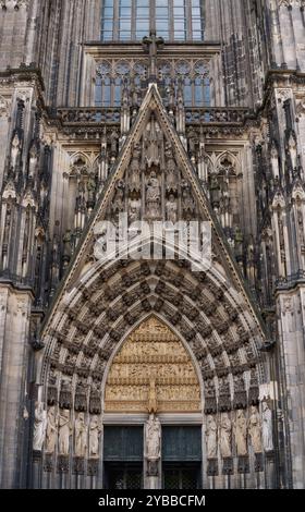 Kölner Domfassade, Köln, Deutschland Stockfoto