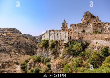 Matera ist eine Stadt auf einer felsigen Landzunge in der Region Basilicata in Süditalien. Hier finden Sie die Sassi Stockfoto