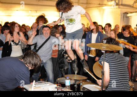 King Gizzard and the Lizard Wizard live in 1000 £ Bend, Melbourne, 22.11.12 im Rahmen der Melbourne Music Week 2012. Stockfoto