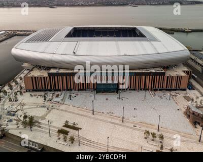 Aus der Vogelperspektive des neuen everton fc Stadions während seines Baus im bramley-moore Dock in liverpool, england Stockfoto