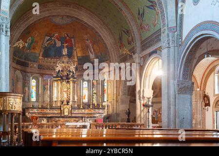 Italien, Lombardei, Rivolta d' Adda, Santa Maria Assunta und San Sigismondo Kirche, Innenansicht Stockfoto