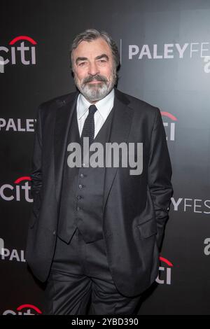 New York, New York, USA. Oktober 2024. (NEU) CBS' "Blue Bloods" - PaleyFest NY 2024. 17. Oktober 2024, New York, New York, USA: Tom Selleck besucht Blue Bloods während des PaleyFest 2024 am 17. Oktober 2024 im Paley Museum in New York City. (Foto: M10s/TheNews2) (Foto: M10s/Thenews2/Zumapress) (Bild: © Ron Adar/TheNEWS2 Via ZUMA Press Wire) NUR ZUR REDAKTIONELLEN VERWENDUNG! Nicht für kommerzielle ZWECKE! Stockfoto