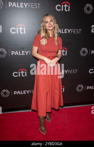 New York, New York, USA. Oktober 2024. (NEU) CBS' "Blue Bloods" - PaleyFest NY 2024. 17. Oktober 2024, New York, New York, USA: Vanessa Ray besucht Blue Bloods während des PaleyFest 2024 im Paley Museum am 17. Oktober 2024 in New York City. (Foto: M10s/TheNews2) (Foto: M10s/Thenews2/Zumapress) (Bild: © Ron Adar/TheNEWS2 Via ZUMA Press Wire) NUR ZUR REDAKTIONELLEN VERWENDUNG! Nicht für kommerzielle ZWECKE! Stockfoto