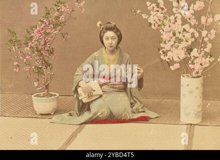 Geisha Spielt Samisen, 1897. Stockfoto