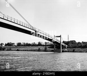 Jedleseer Brücke über die neue Donau, Wien, Österreich. Stockfoto