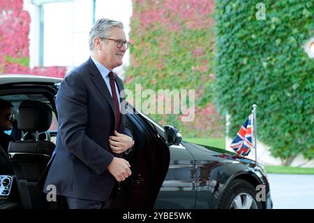 Keir Starmer bei der Ankunft zum QUAD Treffen anlässlich des Besuchs des amerikanischen Präsidenten Joe Biden im Bundeskanzleramt. Berlin, 18.10.2024 Stockfoto