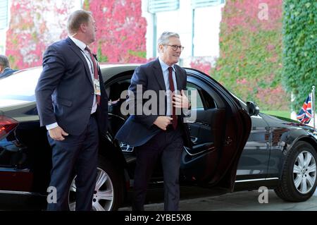 Keir Starmer bei der Ankunft zum QUAD Treffen anlässlich des Besuchs des amerikanischen Präsidenten Joe Biden im Bundeskanzleramt. Berlin, 18.10.2024 Stockfoto