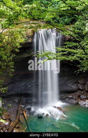 Malerischer Gurken-Wasserfall im Ohiopyle State Park im Bundesstaat Pennsylvania. Stockfoto