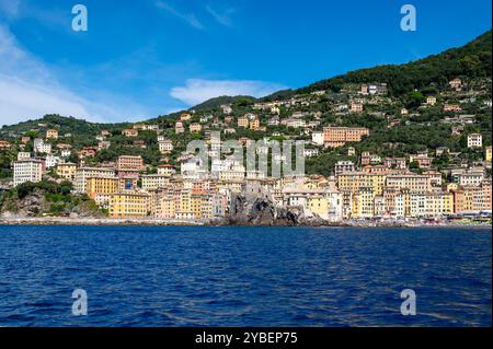 Landschaft von Camogli, Italien. Hochwertige Fotos Stockfoto