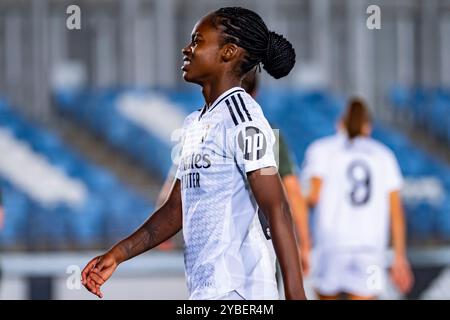 Madrid, Madrid, Spanien. Oktober 2024. Linda Caicedo von Real Madrid beim MD2-Spiel der UEFA Women's Champions League zwischen Real Madrid CF und Celtic FC im Estadio Alfredo Di Stefano am 17. Oktober 2024 in Madrid. (Kreditbild: © Alberto Gardin/ZUMA Press Wire) NUR REDAKTIONELLE VERWENDUNG! Nicht für kommerzielle ZWECKE! Stockfoto