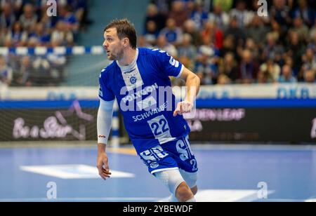 Gummersbach, Deutschland. Oktober 2024. Kentin Mahe (VfL Gummersbach, #22) VfL Gummersbach - ThSV Eisenach, 18.10.2024, Handball Daikin HBL Handball Bundesliga, 7. Spieltag Credit: dpa/Alamy Live News Stockfoto