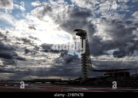 Austin, USA. Oktober 2024. Schwache Lichtverhältnisse. Formel-1-Weltmeisterschaft, Rd 19, großer Preis der Vereinigten Staaten, Freitag, 18. Oktober 2024. Circuit of the Americas, Austin, Texas, USA. Quelle: James Moy/Alamy Live News Stockfoto