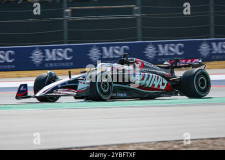 Austin, USA. Oktober 2024. Kevin Magnussen von Danimark fuhr das (20) MoneyGram Haas F1 Team VF-24 Ferrari während des Formel 1 Pirelli United States Grand Prix 2024. Quelle: Alessio Morgese/Alessio Morgese/Emage/Alamy Live News Stockfoto