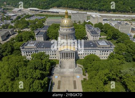 Luftaufnahme des West Virginia State Capitol, dem Regierungssitz des US-Bundesstaates West Virginia und Sitz der West Virginia Legis Stockfoto