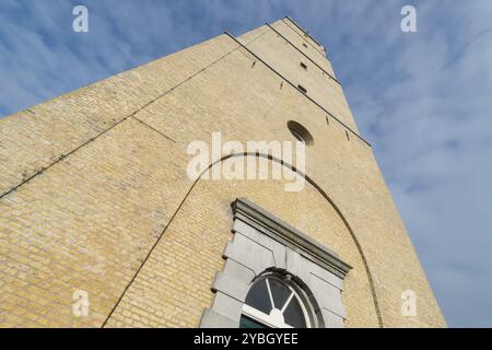 Die berühmte historischen Leuchtturm namens der Brandaris auf dem West-Terschelling auf der Nordsee-Insel Terschelling in den Niederlanden Stockfoto