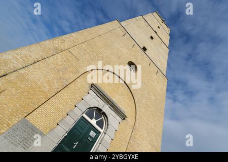 Die berühmte historischen Leuchtturm namens der Brandaris auf dem West-Terschelling auf der Nordsee-Insel Terschelling in den Niederlanden Stockfoto