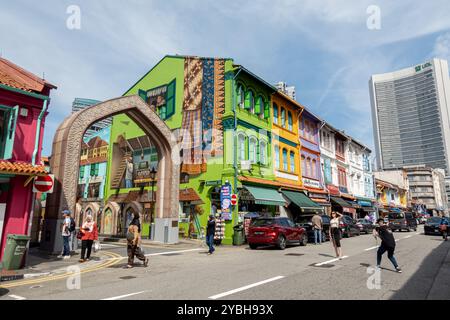 Wandgemälde in der Muscat Street, die ein traditionelles Ladengeschäft darstellt, arabische Straße quer durch Singapur Stockfoto