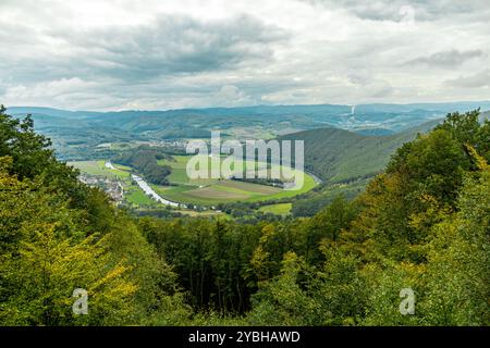 Reisen Sie entlang der Landesgrenze zwischen Hessen und Thüringen im wunderschönen Eichsfeld zum Schloss Hanstein bei Bornhagen - Thüringen - Deutsch Stockfoto