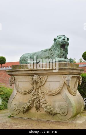 Kopenhagen, Dänemark. Oktober 2024. Wunderschönes Löwendenkmal in Rosenborg Slot, Kopenhagen. Stockfoto