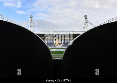 Preston, Großbritannien. Oktober 2024. Eine allgemeine Ansicht von Deepdale vor dem Sky Bet Championship Match Preston North End gegen Coventry City in Deepdale, Preston, Vereinigtes Königreich, 19. Oktober 2024 (Foto: Cody Froggatt/News Images) in Preston, Vereinigtes Königreich am 19. Oktober 2024. (Foto: Cody Froggatt/News Images/SIPA USA) Credit: SIPA USA/Alamy Live News Stockfoto