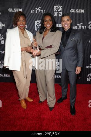 HOLLYWOOD, KALIFORNIEN - 18. OKTOBER: Melanie Willingham-Jaggers, Sheryl Lee Ralph und Wilson Cruz bei GLSEN's Annual Rise Up LA Benefit zu Ehren Sheryl Lee Ralph im NeueHouse am 18. Oktober 2024 in Hollywood, Kalifornien. Kredit Faye Sadou/MediaPunch Stockfoto