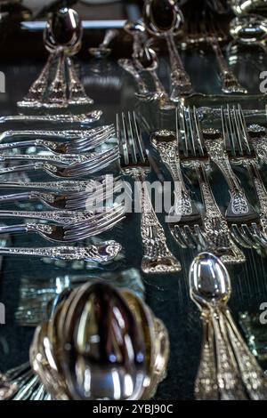 Schönes altes silbernes Besteck im Vintage-Stil Stockfoto