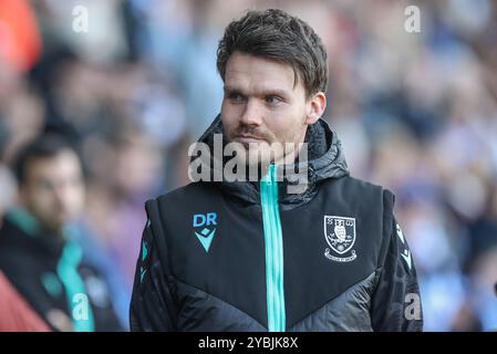 Danny Rohl Manager von Sheffield Wednesday während des Sky Bet Championship Matches Sheffield Wednesday vs Burnley in Hillsborough, Sheffield, Großbritannien, 19. Oktober 2024 (Foto: Alfie Cosgrove/News Images) Stockfoto