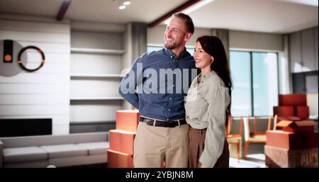 Ein Junges Paar Kauft Und Zieht In Ein Neues Zuhause Stockfoto