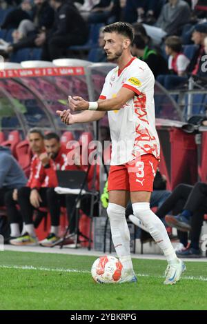 Salzburg, Österreich. Oktober 2024. SALZBURG, ÖSTERREICH - 19. OKTOBER: Aleksa Terzic von Salzburg während des Admiral-Bundesliga-Spiels zwischen FC Red Bull Salzburg und CASHPOINT SCR Altach in der Red Bull Arena am 19. Oktober 2024 in Salzburg, Österreich.241019 SEPA 24 019 - 20241019 PD8168 Credit: APA-PictureDesk/Alamy Live News Stockfoto