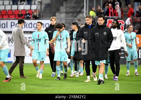 ROTTERDAM - Almere City FC Spieler nach dem niederländischen Eredivisie-Spiel zwischen Sparta Rotterdam und Almere City FC im Sparta Stadion Het Kasteel am 19. Oktober 2024 in Rotterdam, Niederlande. ANP GERRIT VAN KEULEN Stockfoto