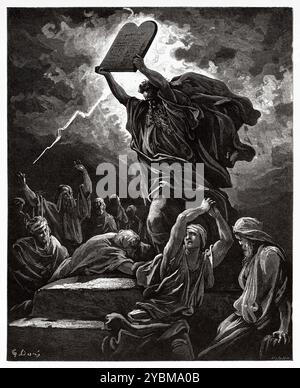 Moses bricht die Tabellen des Gesetzes. Altes Testament. Antike Bibelillustration von Gustave Dore (1832–1883) Stockfoto