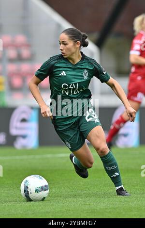 Waregem, Belgien. Oktober 2024. Lola Wajnblum (23) von Standard de Lüttich, dargestellt während eines Frauenfußballspiels zwischen Zulte-Waregem Dames und Standard Femina am 8. Spieltag der Saison 2024 - 2025 der Belgischen Lotto Womens Super League am Samstag, 19. Oktober 2024 in Waregem, BELGIEN. Quelle: Sportpix/Alamy Live News Stockfoto