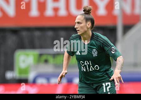 Waregem, Belgien. Oktober 2024. Maud Coutereels (17) von Standard de Lüttich, dargestellt während eines Frauenfußballspiels zwischen Zulte-Waregem Dames und Standard Femina am 8. Spieltag der Saison 2024 - 2025 der Belgischen Lotto Womens Super League, am Samstag, 19. Oktober 2024 in Waregem, BELGIEN. Quelle: Sportpix/Alamy Live News Stockfoto